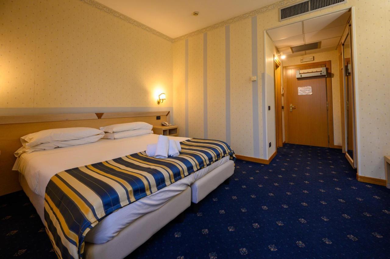 Hotel Torre Di Pratolungo Roma Ngoại thất bức ảnh